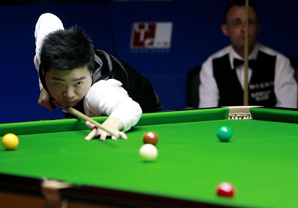 多特蒙德续 多特蒙德续