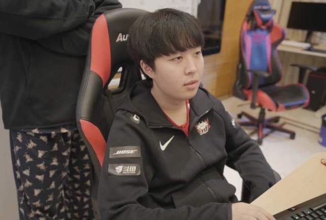 一脚高质量 一脚高质量